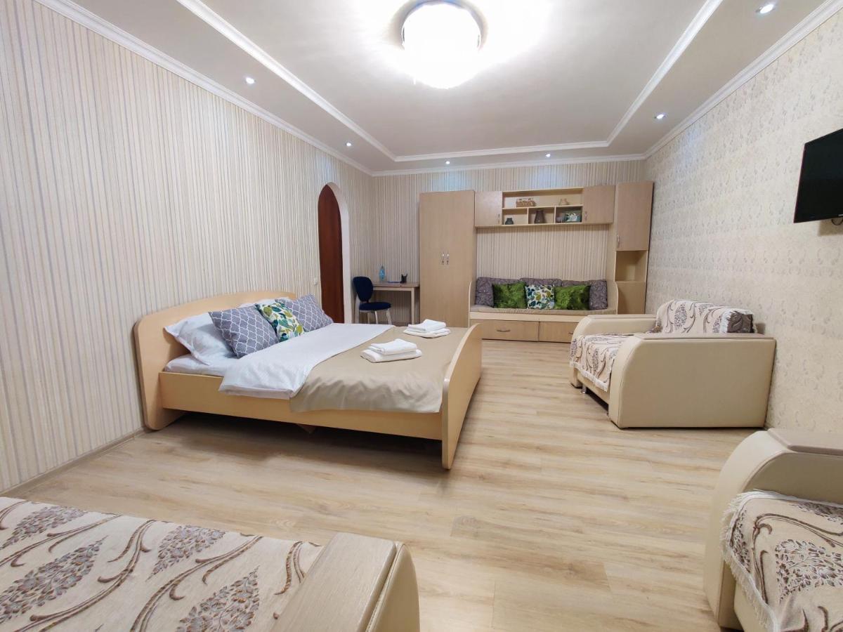 Emmaapart Comfort 55 Nur-Sultan  Exterior photo